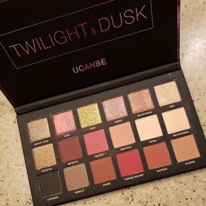 SALE NWT Twilight Dusk Palette UCANBE